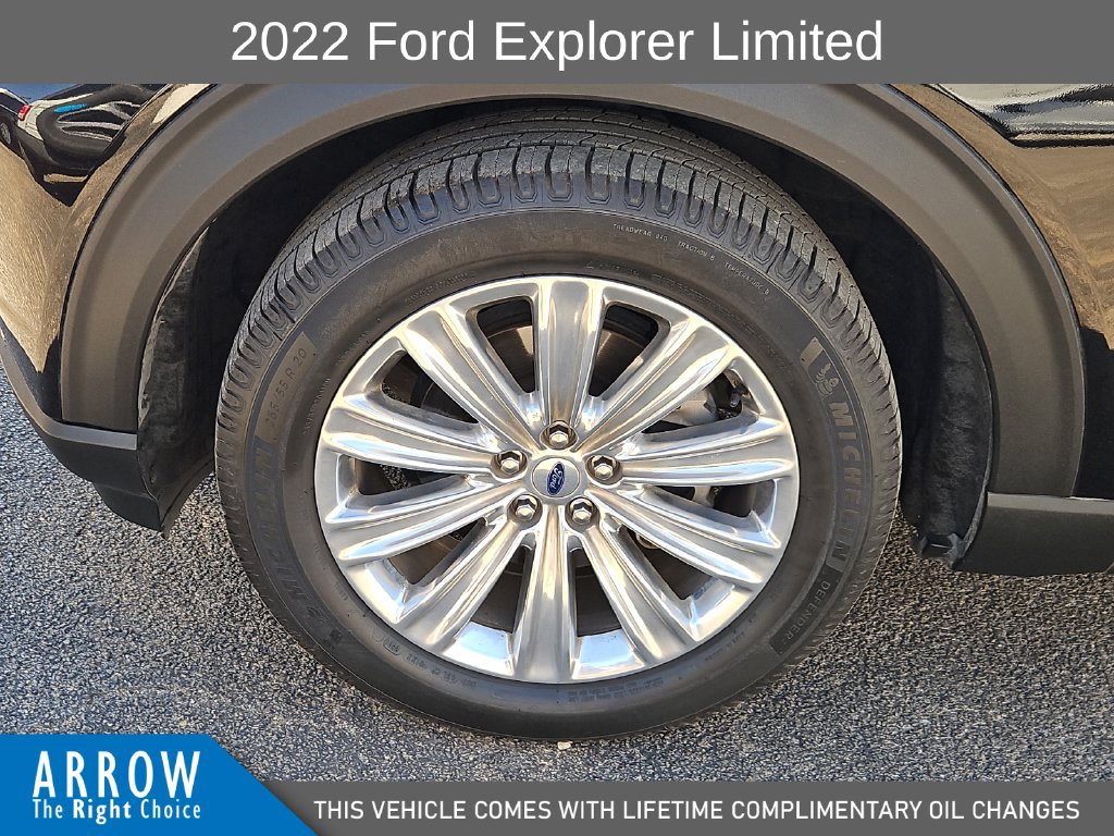 Used 2022 Ford Explorer Limited w/ Equipment Group 301A RWD image 17