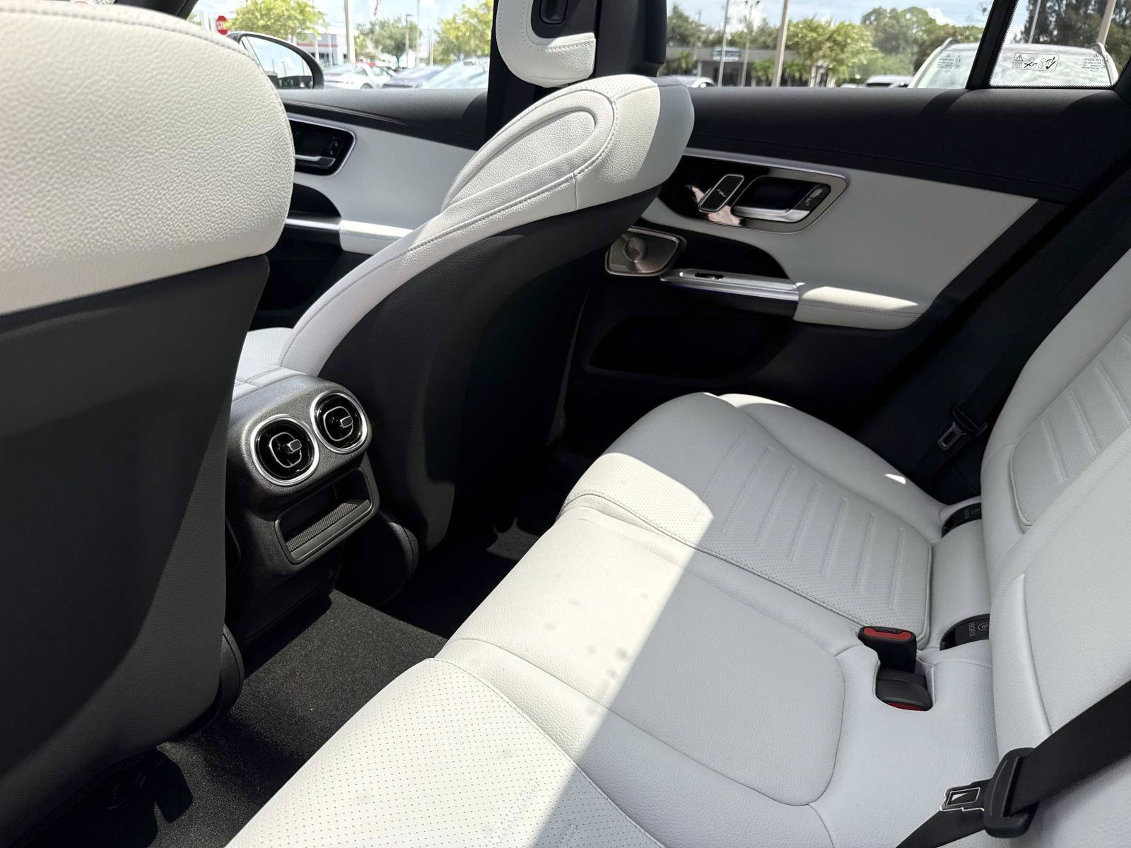 New 2027 Mercedes-Benz GLC 300 image 15