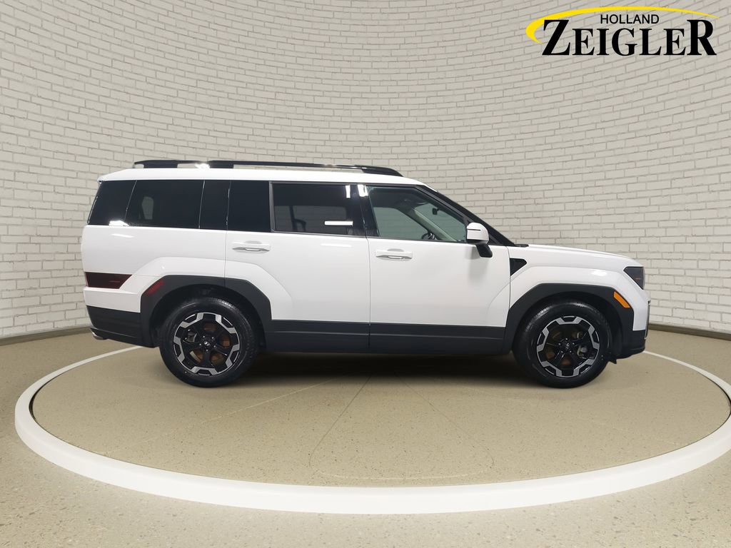 Certified 2025 Hyundai Santa Fe SEL image 4