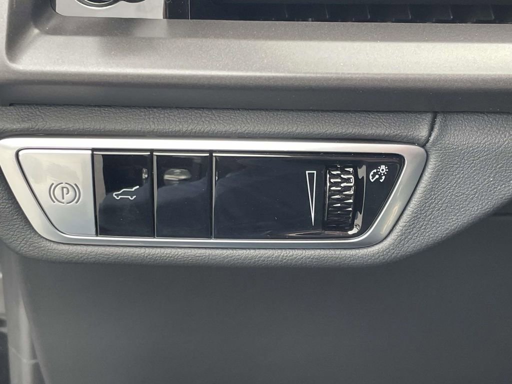 New 2026 Cadillac Vistiq Sport image 21