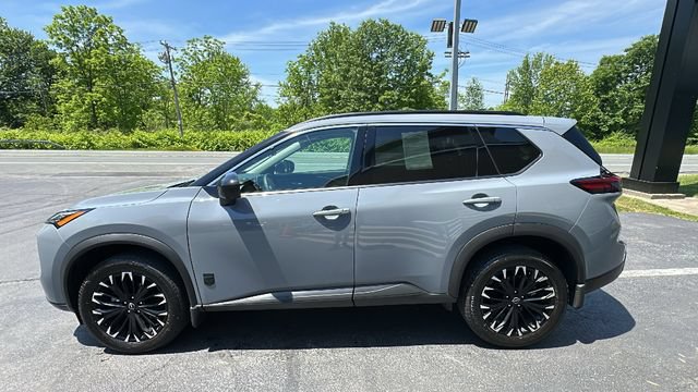 Used 2026 Nissan Rogue Dark Armor AWD/4WD image 8