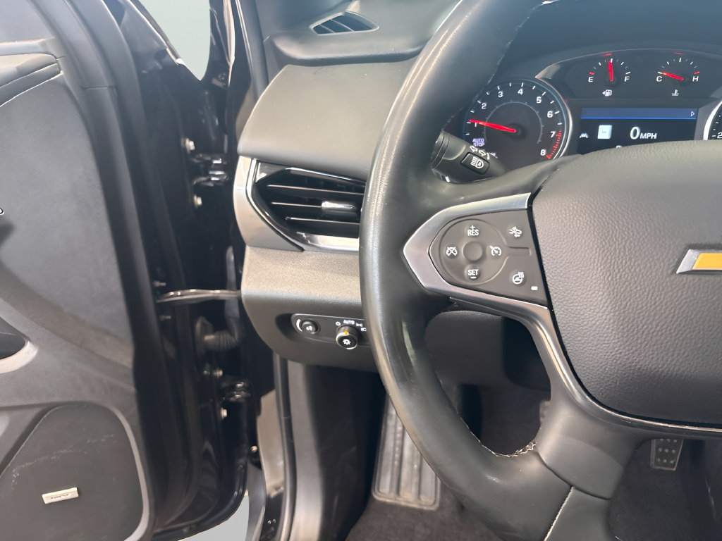 Used 2023 Chevrolet Traverse LT w/ LT Premium Package AWD/4WD image 25