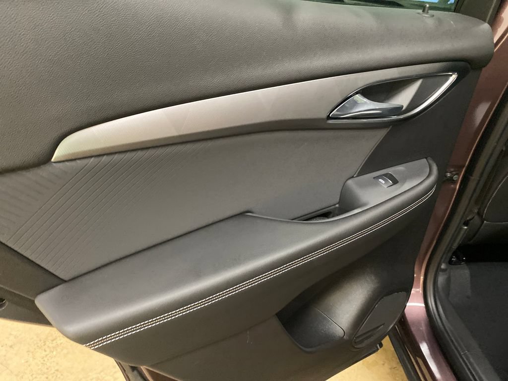 Used 2024 Buick Envision Sport Touring AWD/4WD image 17