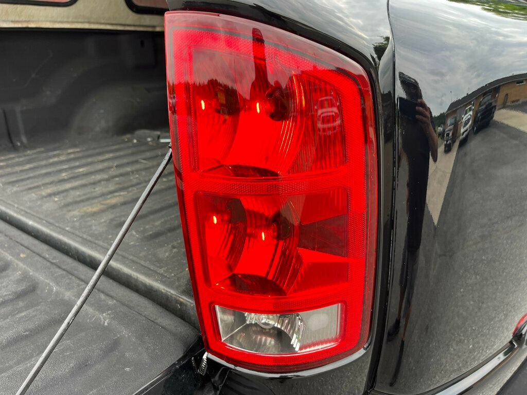 Used 2004 Dodge Ram 3500 Truck SLT w/ Trailer Tow Group AWD/4WD image 40