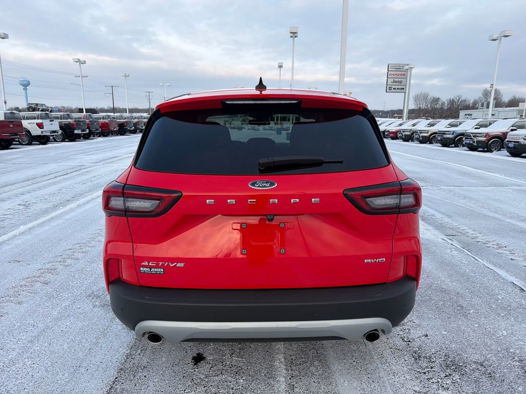 Used 2024 Ford Escape Active w/ Tech Pack #1 AWD/4WD image 4