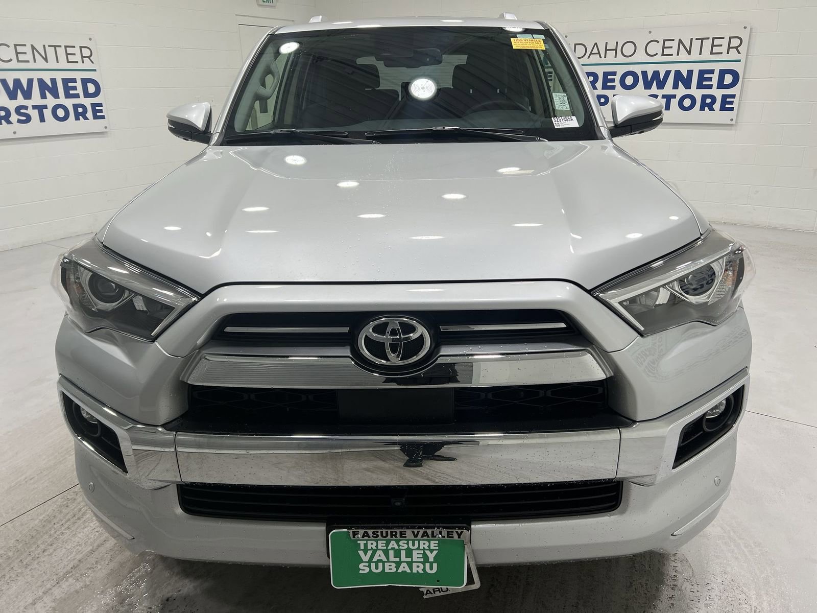 Used 2023 Toyota 4Runner Limited image 3