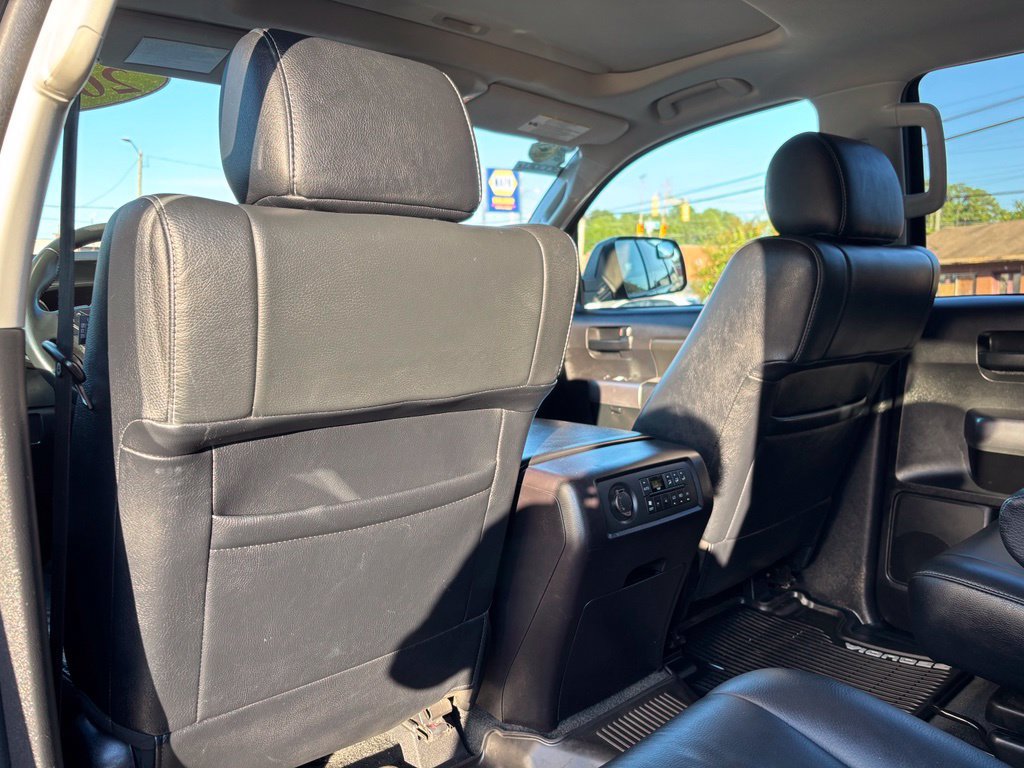 Used 2018 Toyota Sequoia TRD Sport AWD/4WD image 20