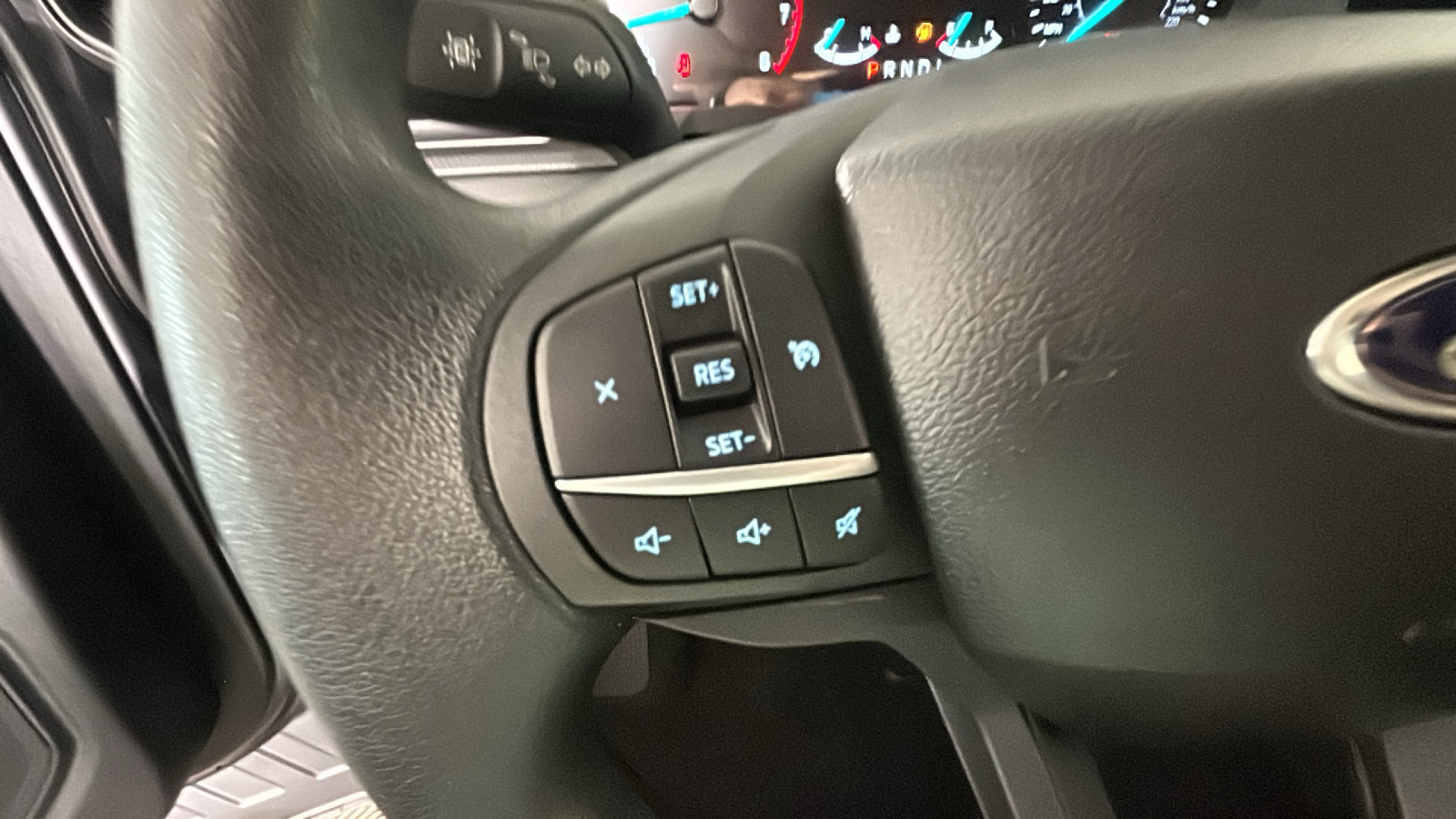 Used 2023 Ford Explorer 4WD image 19
