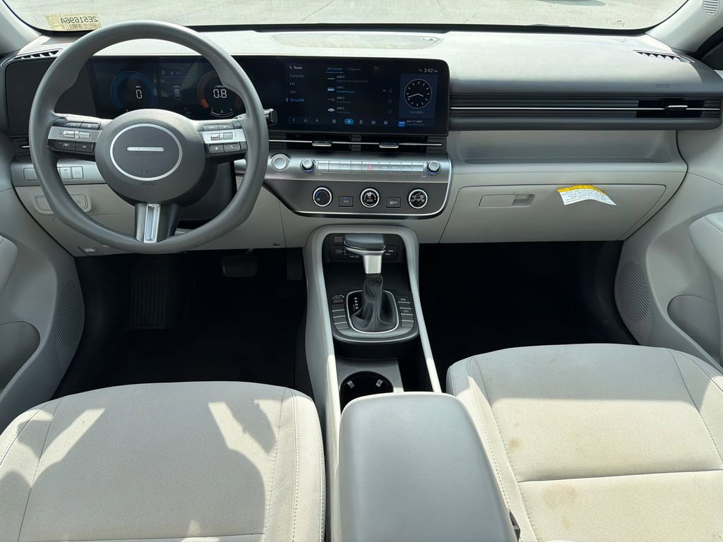Used 2024 Hyundai Kona SE image 22