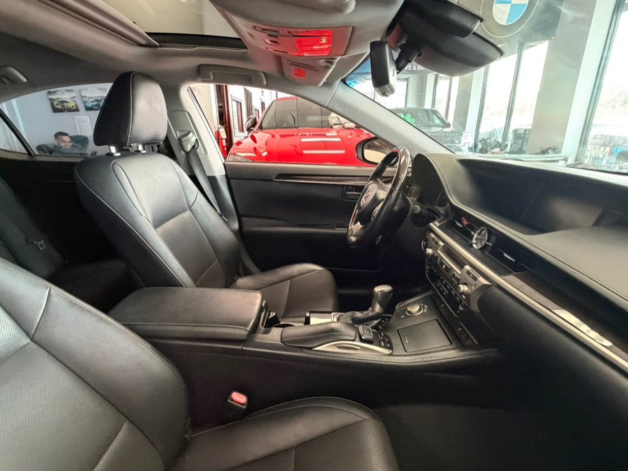 Used 2018 Lexus ES 350 w/ Navigation System Package FWD image 40