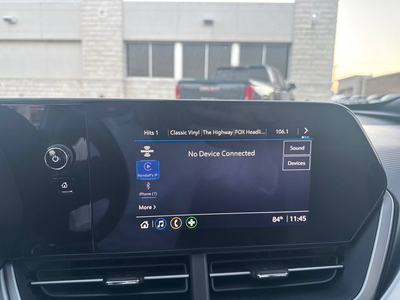 Used 2024 Chevrolet Trax RS w/ Driver Confidence Package FWD image 13