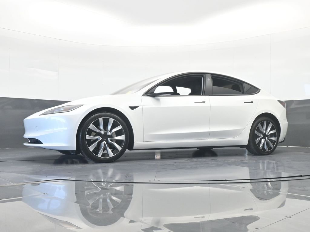Used 2024 Tesla Model 3 Standard Range image 54
