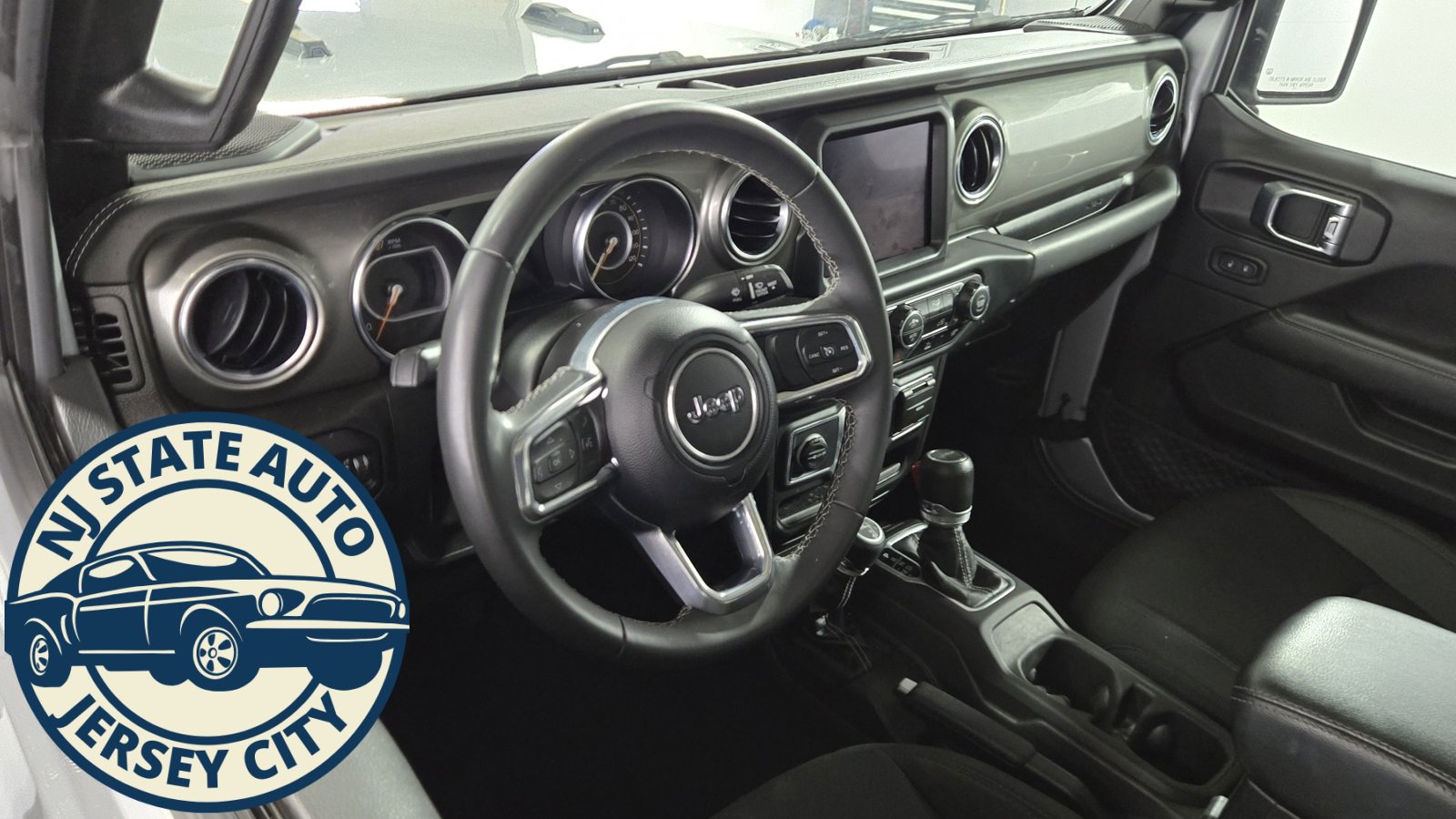 Used 2023 Jeep Gladiator Overland image 9