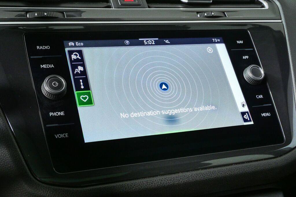 Used 2024 Volkswagen Tiguan SEL R-Line AWD/4WD image 16