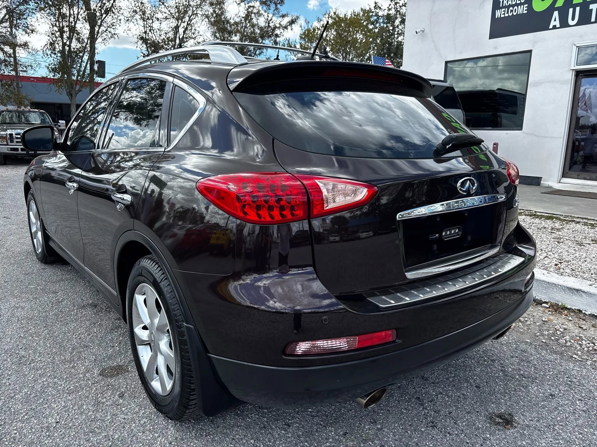 Used 2010 INFINITI EX35 Journey w/ Technology Pkg image 19