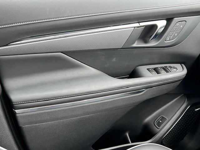 New 2025 Buick Enclave Sport Touring FWD image 31
