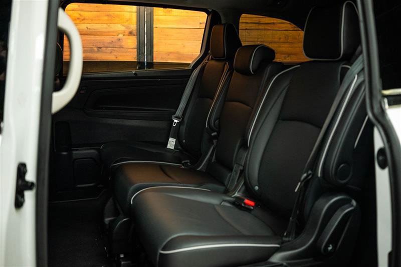 Used 2026 Honda Odyssey Elite image 11