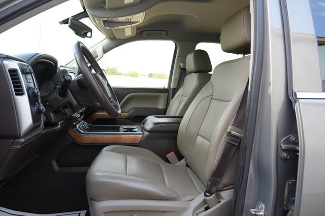 Used 2017 Chevrolet Silverado 1500 LTZ w/ Texas Edition AWD/4WD image 11
