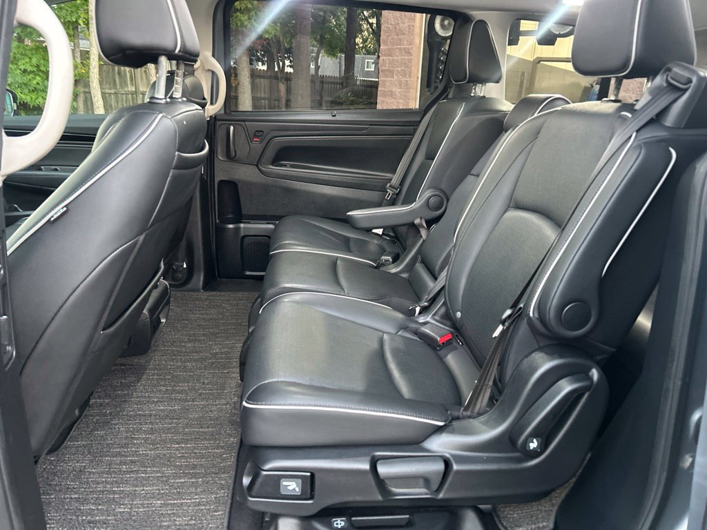 Used 2025 Honda Odyssey Elite image 23