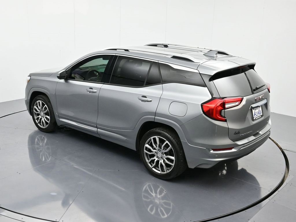 Used 2023 GMC Terrain Denali image 34