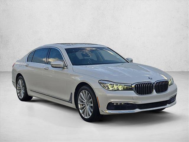 Used 2017 BMW 740i RWD image 3