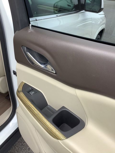 Used 2018 GMC Acadia Denali w/ Technology Package image 22