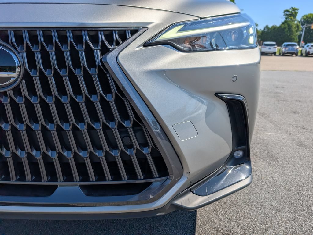 Used 2024 Lexus NX 250 FWD image 11