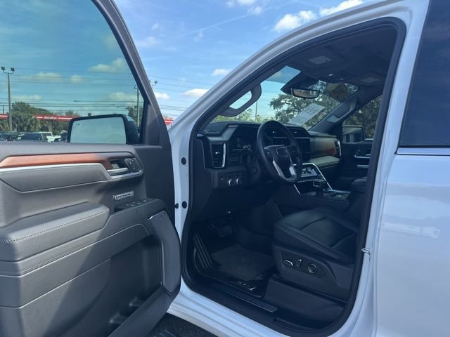 Used 2025 GMC Sierra 1500 Denali image 7