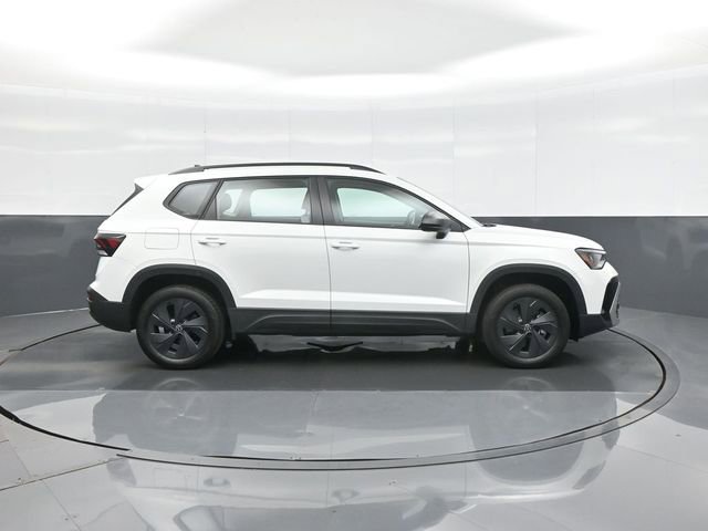 Used 2025 Volkswagen Taos S w/ Taos MDO Package FWD image 8