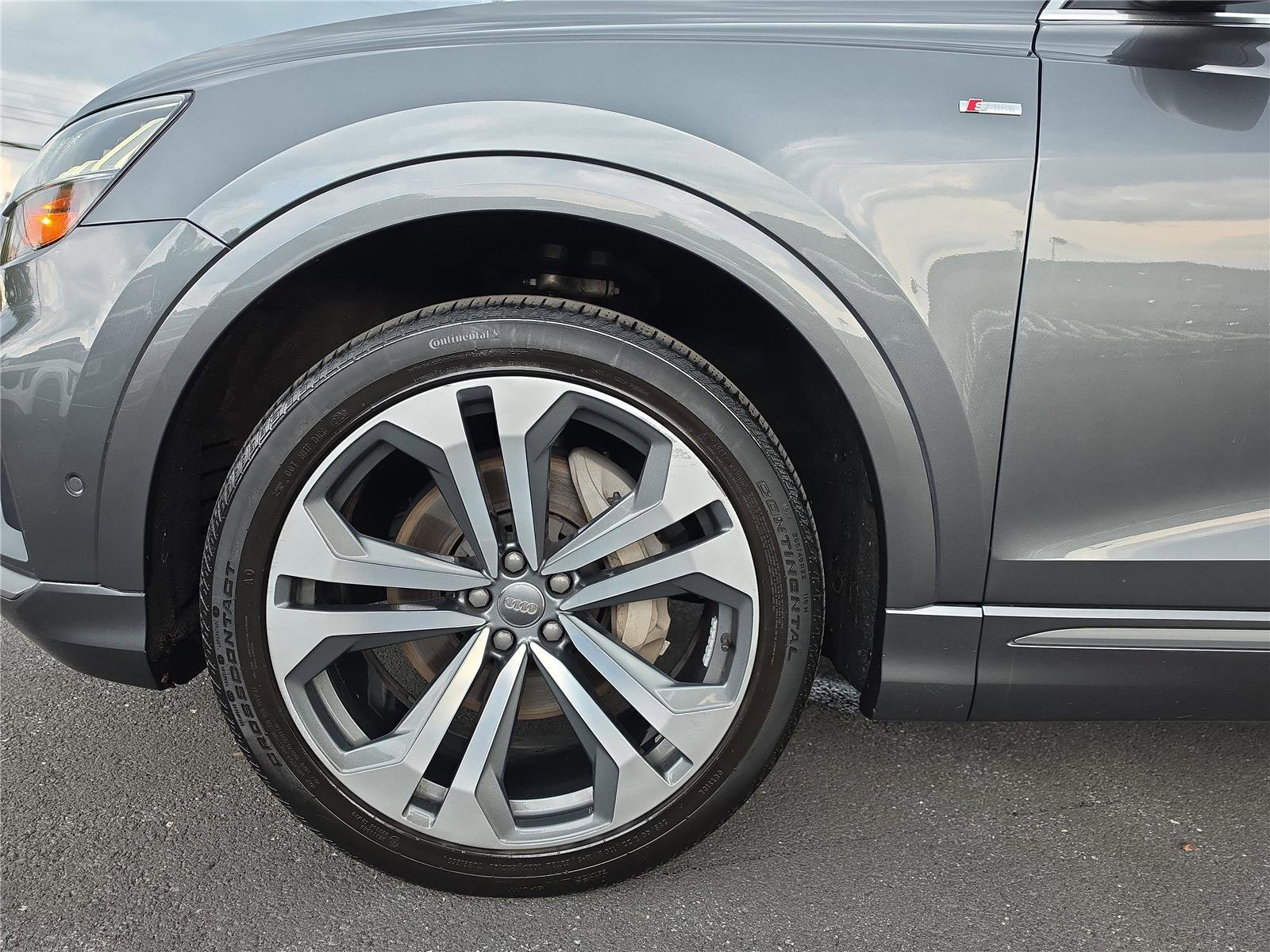 Used 2020 Audi Q8 Prestige w/ Prestige Package AWD/4WD image 11