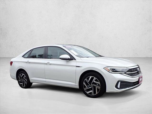 Used 2023 Volkswagen Jetta SEL FWD image 6