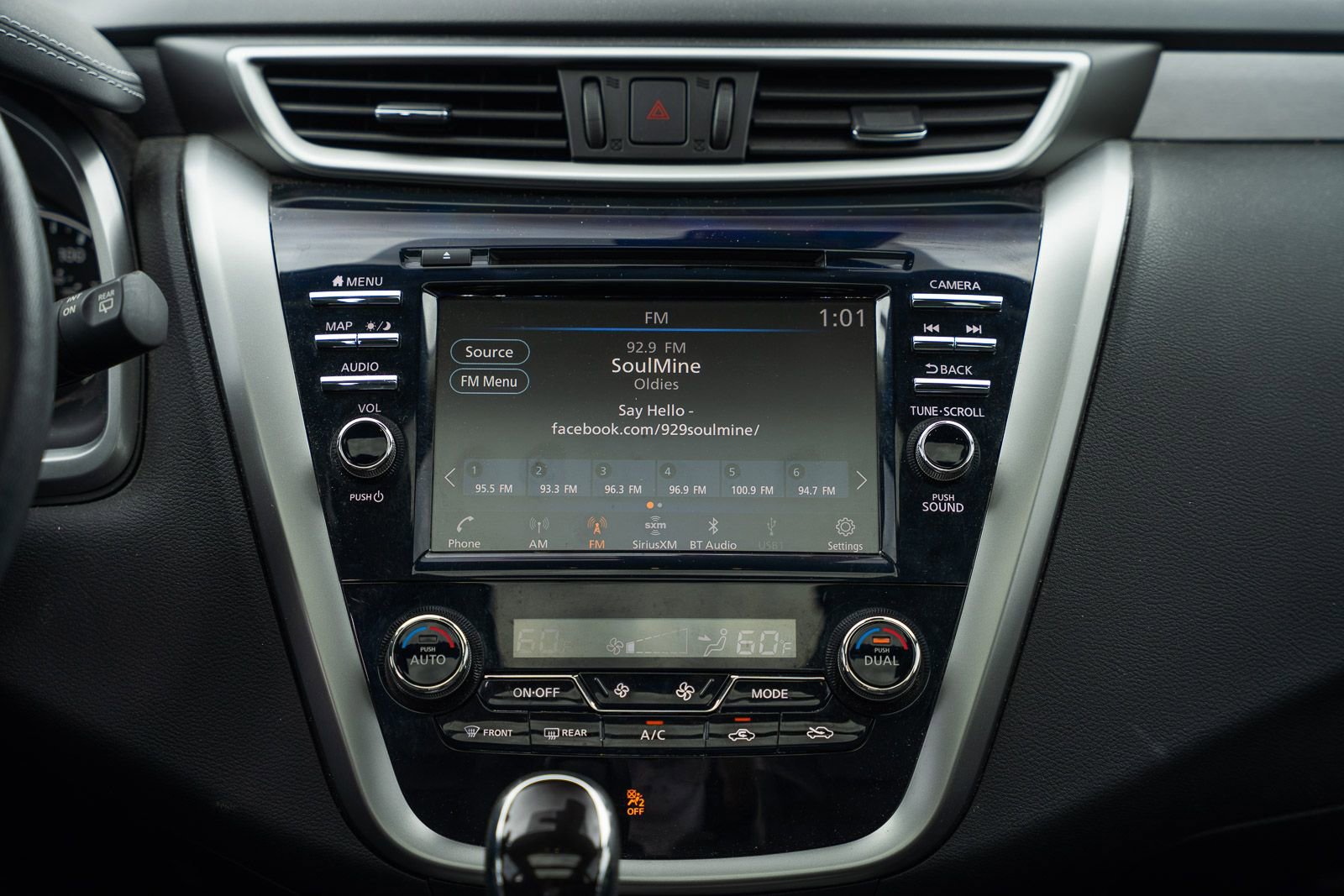 Used 2024 Nissan Murano SL FWD image 32