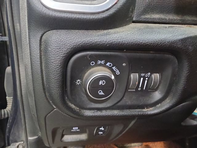 Used 2019 RAM 1500 Big Horn AWD/4WD image 13