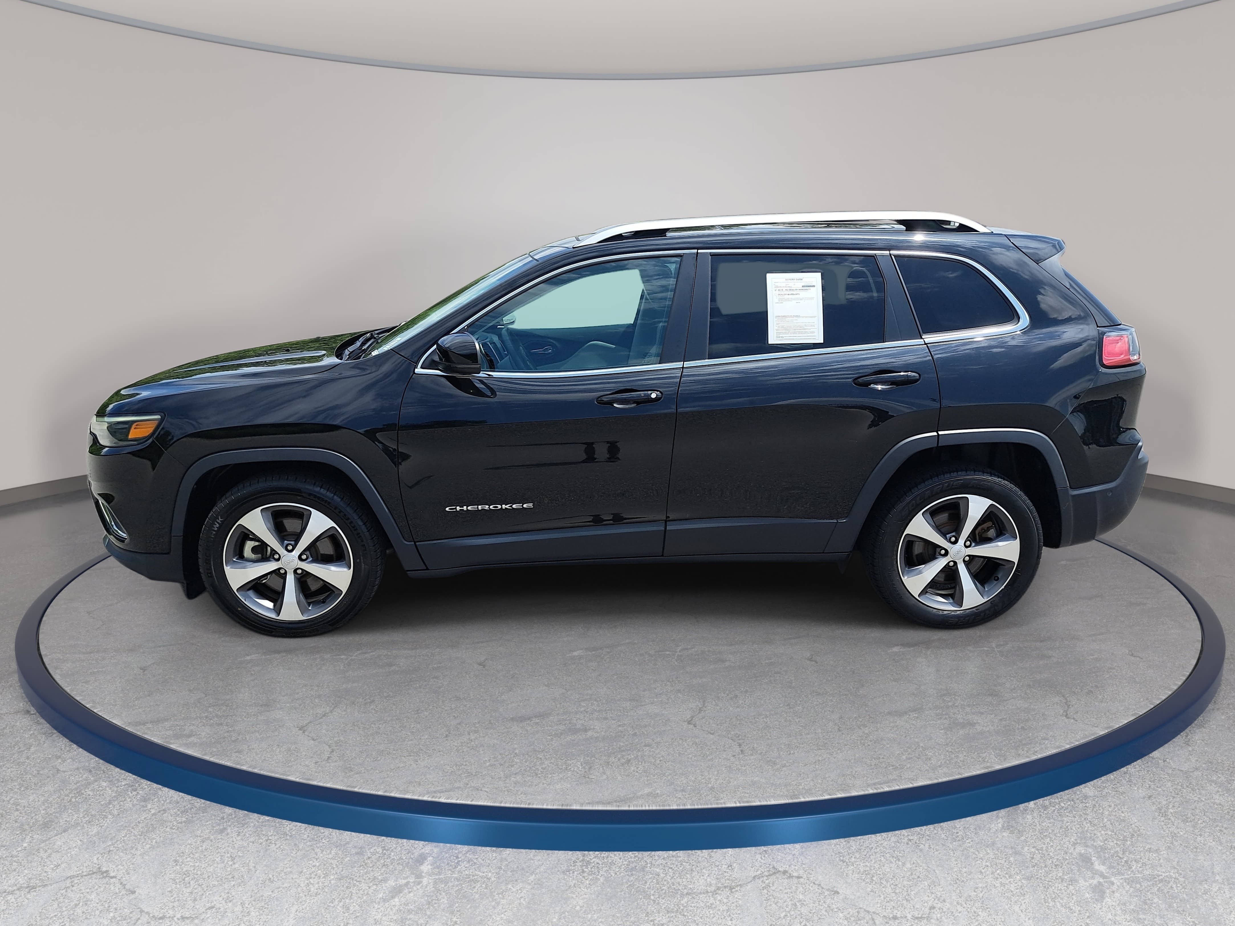 Used 2021 Jeep Cherokee Limited w/ Elite Package FWD image 8