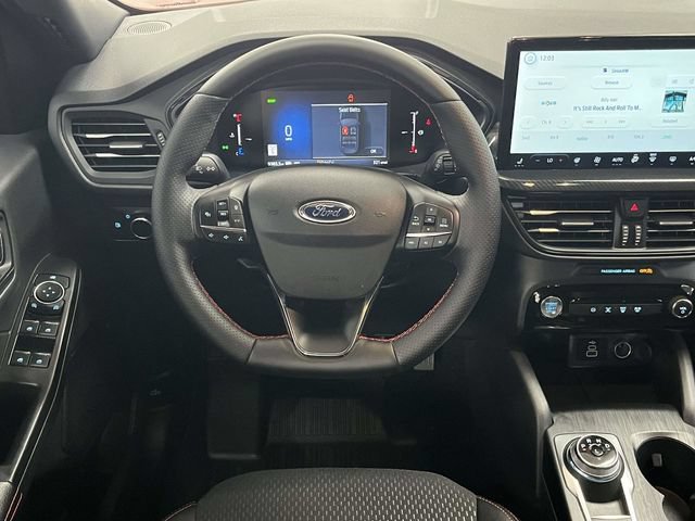 Used 2025 Ford Escape ST-Line w/ Equipment Group 301A FWD image 21