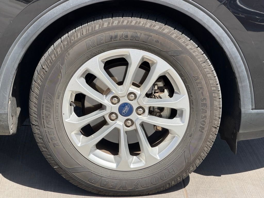 Used 2020 Ford Escape SE FWD image 8