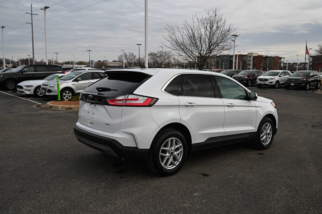 Used 2024 Ford Edge SEL w/ Convenience Package AWD/4WD image 5