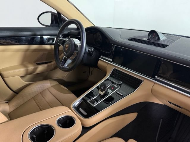 Used 2018 Porsche Panamera 4 AWD/4WD image 19