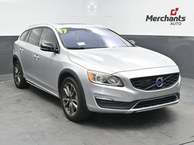 Used 2017 Volvo V60 T5 Cross Country w/ Convenience Package