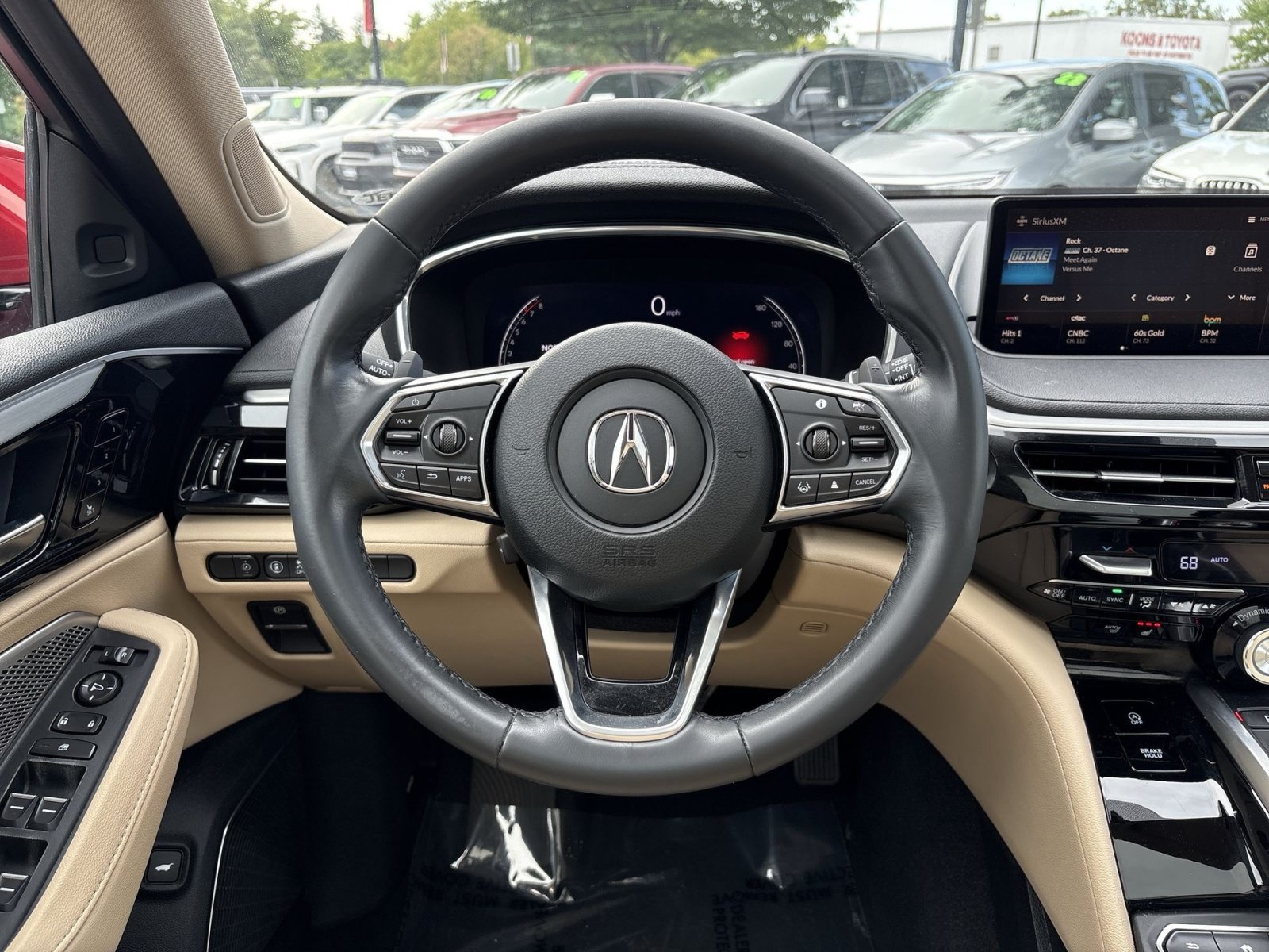 Used 2023 Acura MDX SH-AWD image 16