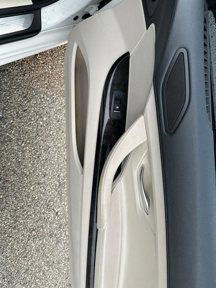 Used 2013 BMW 640i Coupe image 22