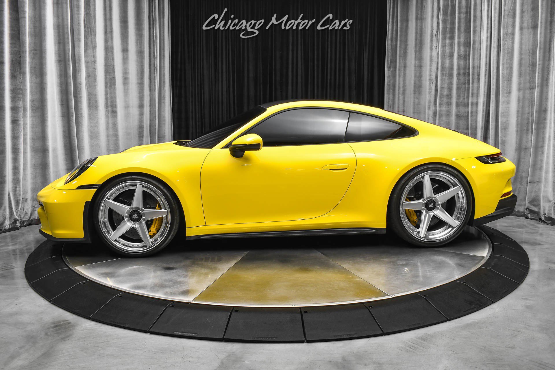 Used 2023 Porsche 911 GT3 image 1