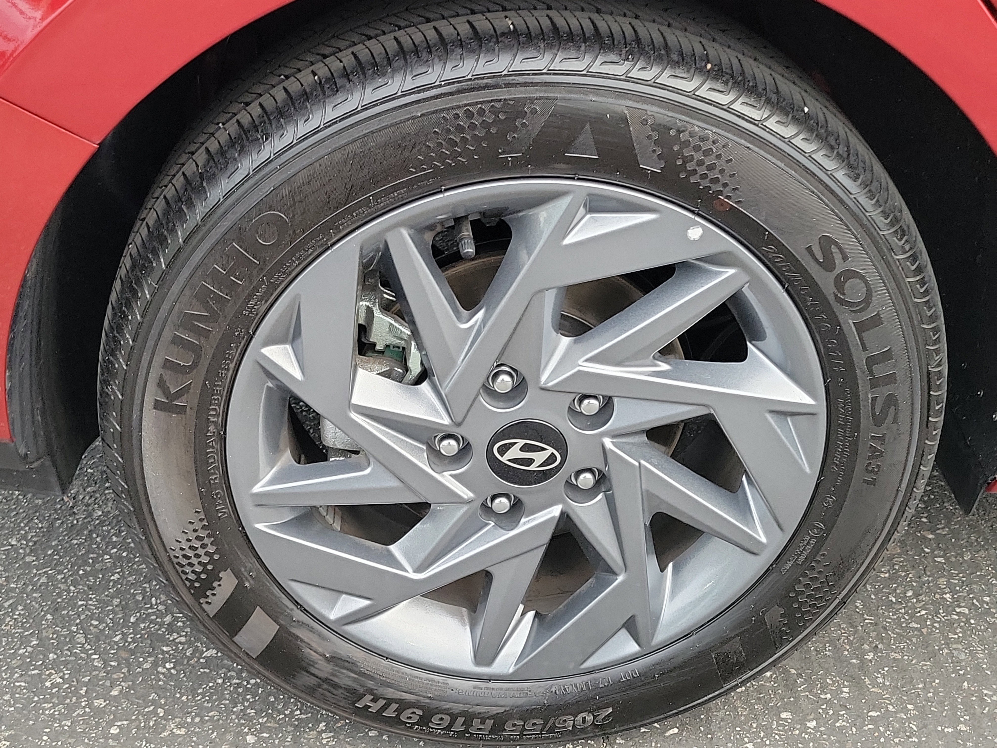 Certified 2025 Hyundai Elantra Blue image 25