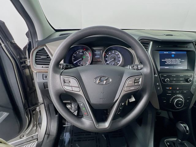 Used 2017 Hyundai Santa Fe Sport image 10