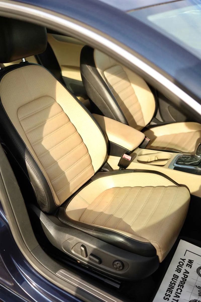 Used 2013 Volkswagen CC R-Line image 52