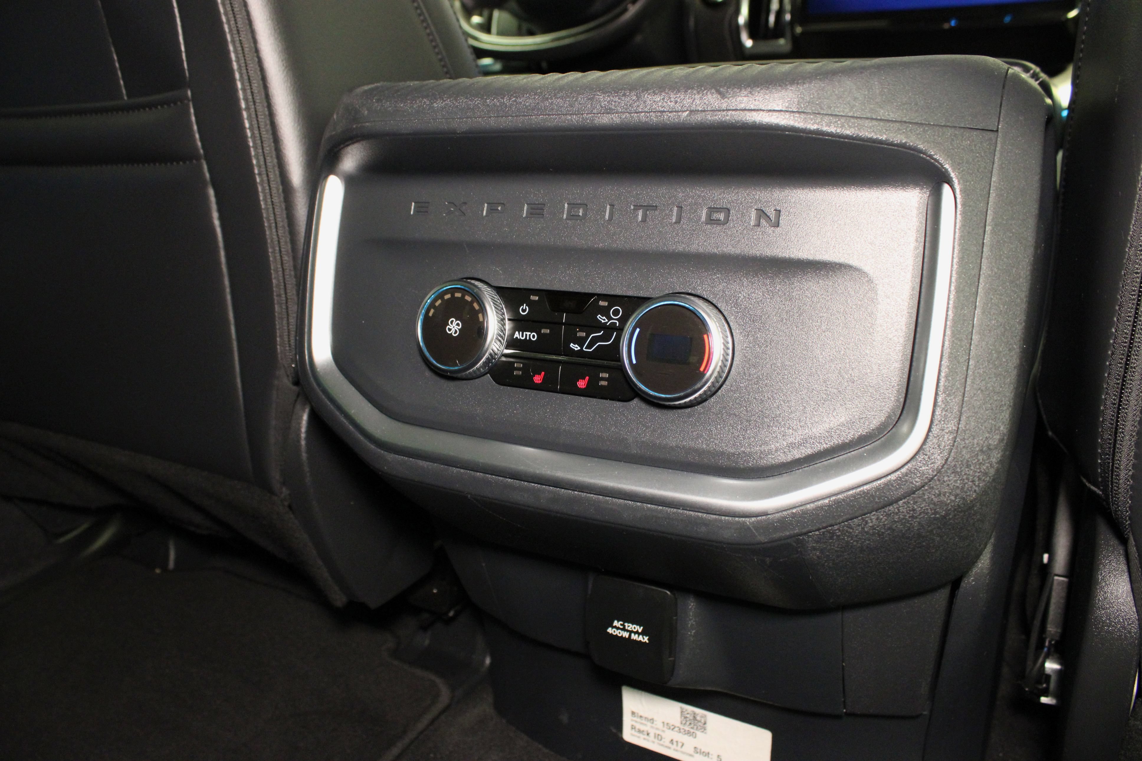 Used 2025 Ford Expedition Max Platinum AWD/4WD image 21