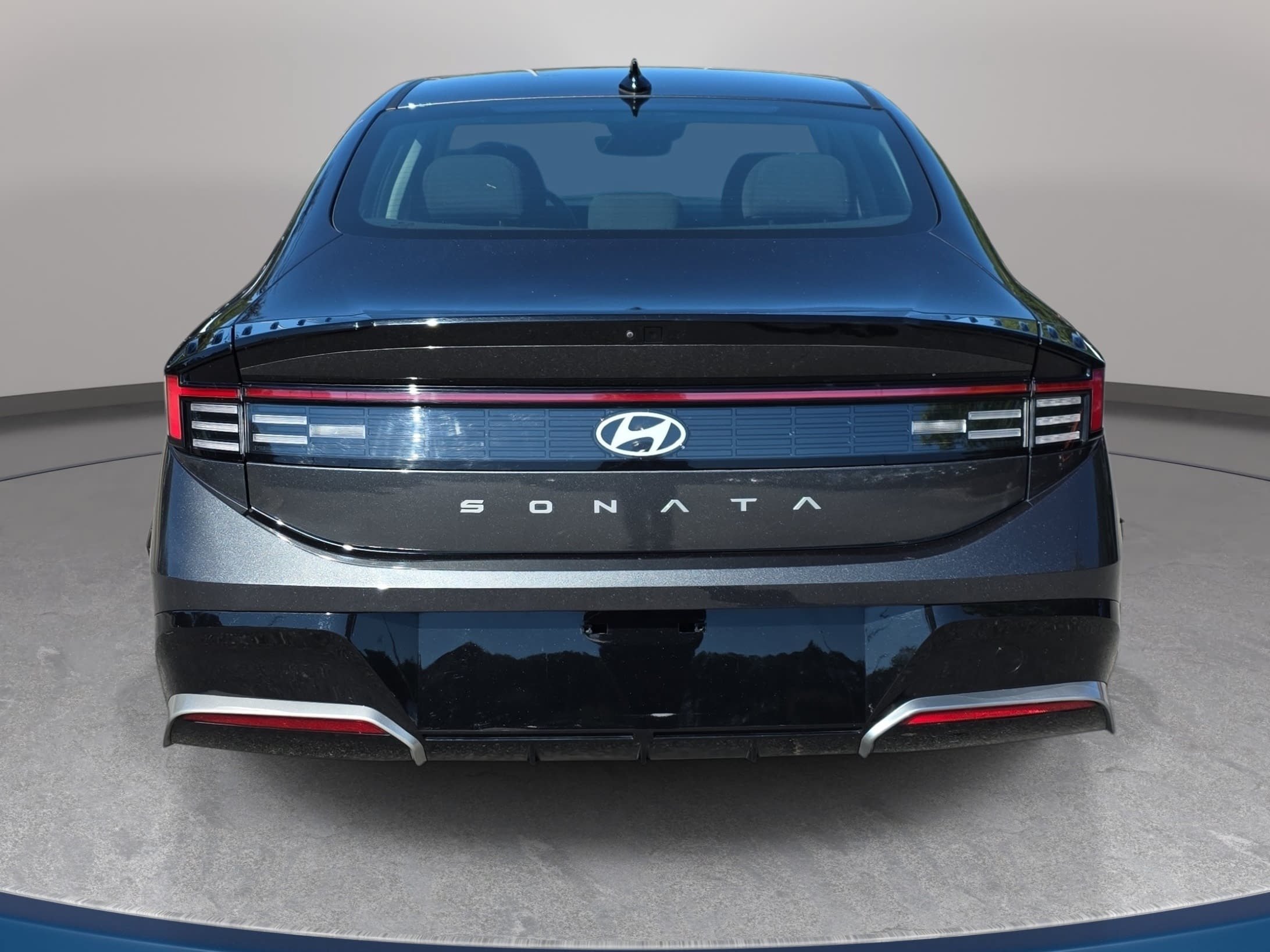 Used 2025 Hyundai Sonata SEL FWD image 6