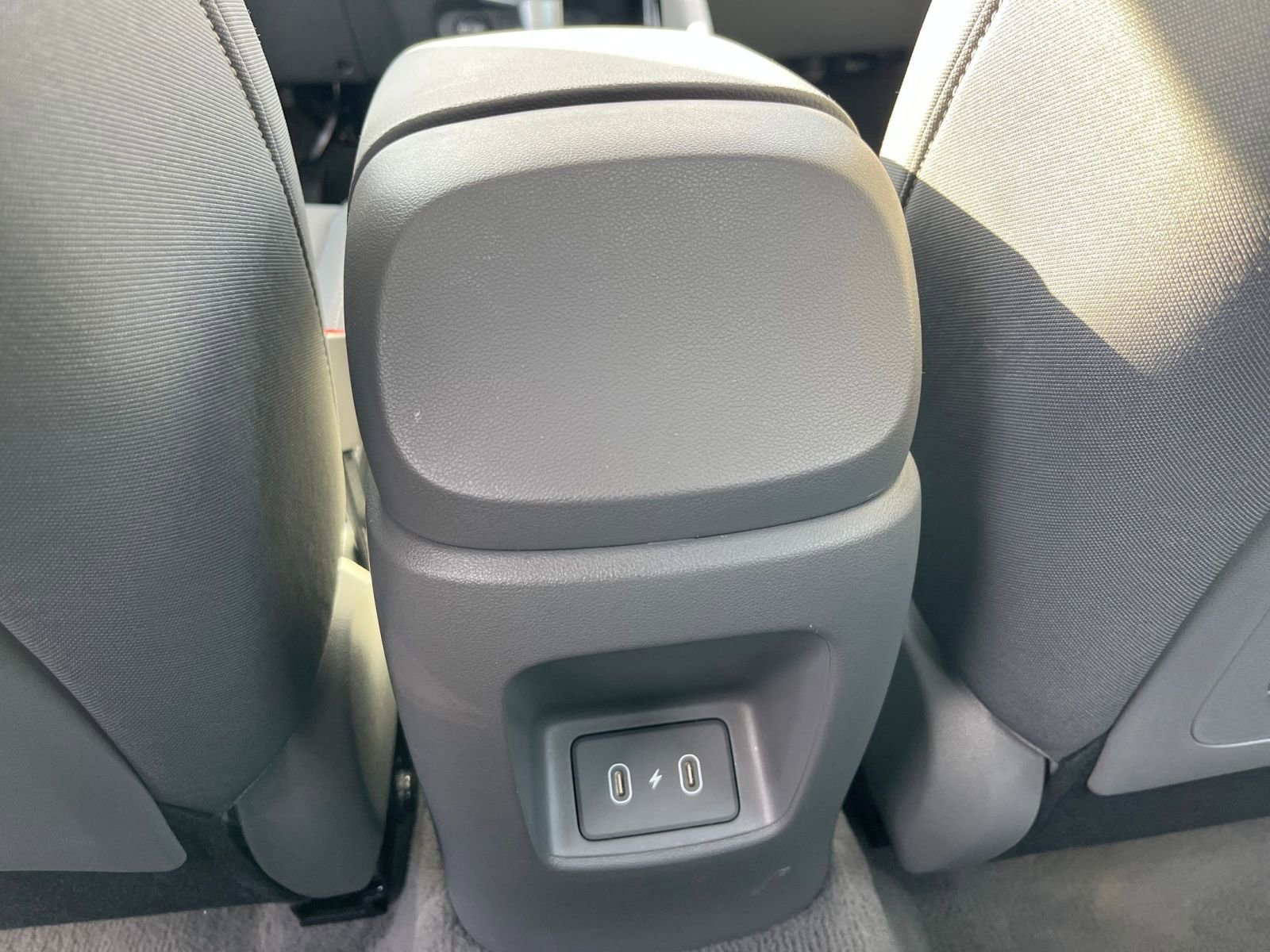 Used 2025 Hyundai Elantra SEL FWD image 22