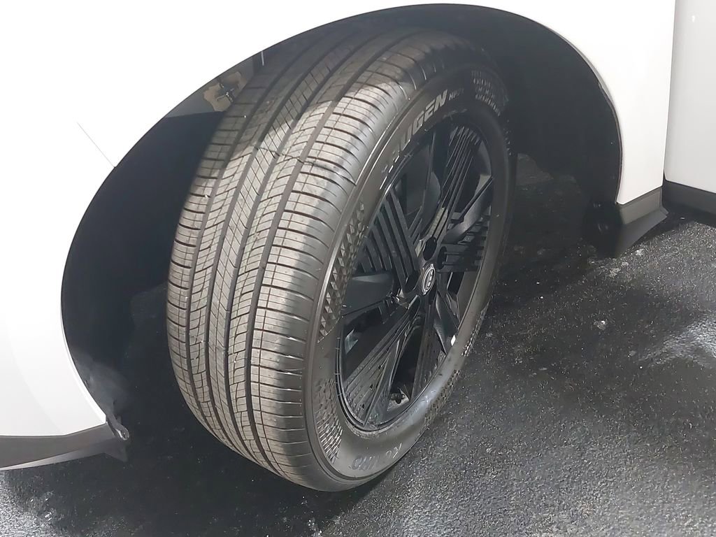 New 2025 Nissan Murano SV image 32