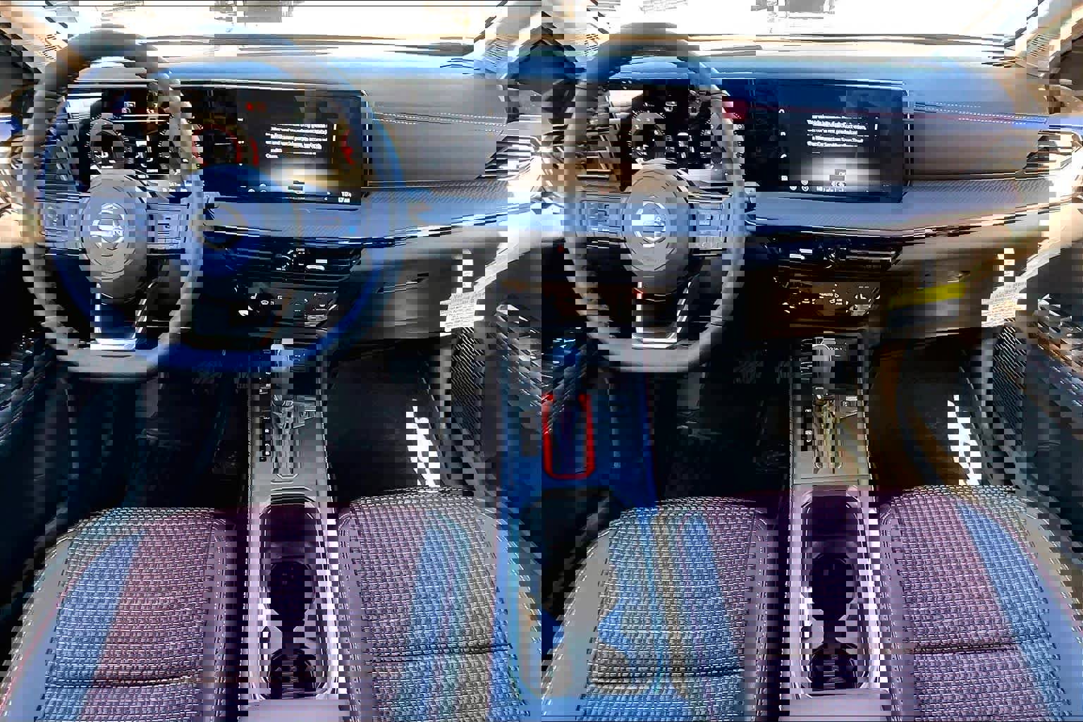 New 2026 Nissan Kicks SR image 5